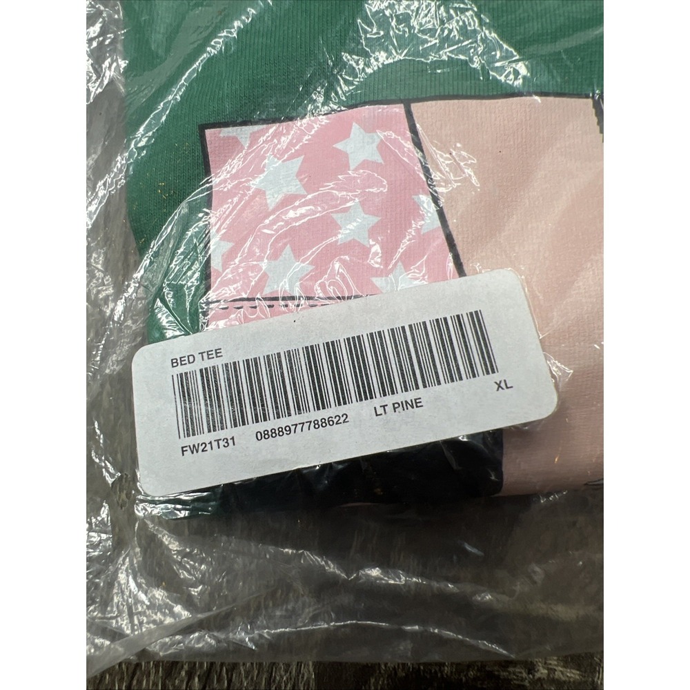 Supreme Bed Tee Pine Green FW21 Size XL Monster Under Bed Sealed Bag New! - Picture 4 of 4